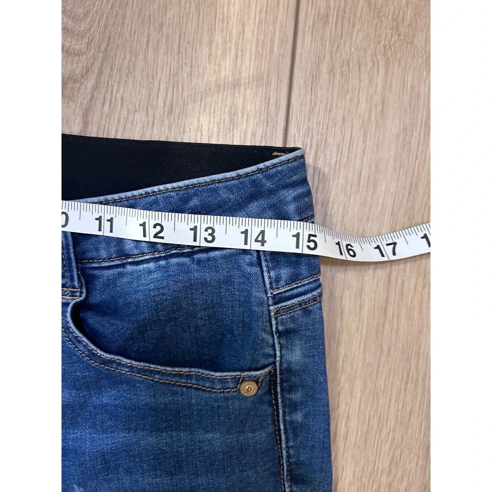 Democracy Ab solution Straight Leg Jeans Medium Wash Blue Size 6 Elastic Waist
